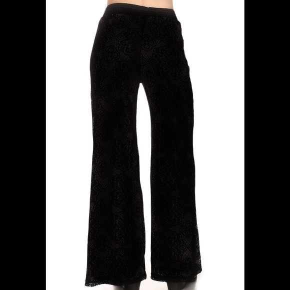 💥 SOLD OUT!!💥Plus Lace Stretch Palazzo Pants - Picture 7 of 8